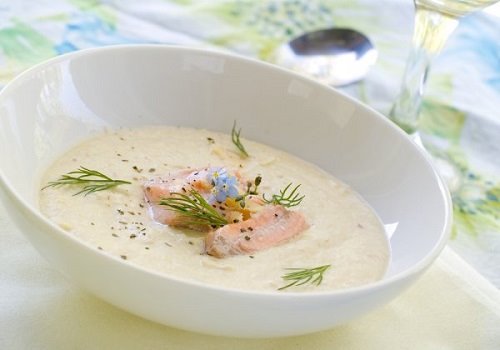 Слизистый суп с рыбой