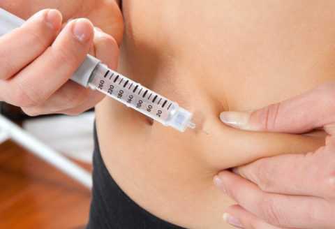 Инъекции в живот способствуют быстрому усвоению инсулина тканями.