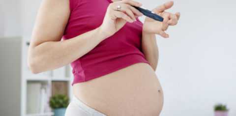 Скачки показателя содержания глюкозы в период беременности и лактации.