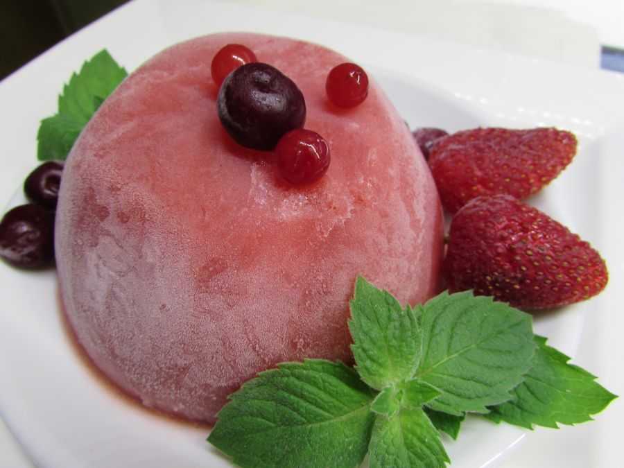 Рецепт с фруктово-ягодным пюре