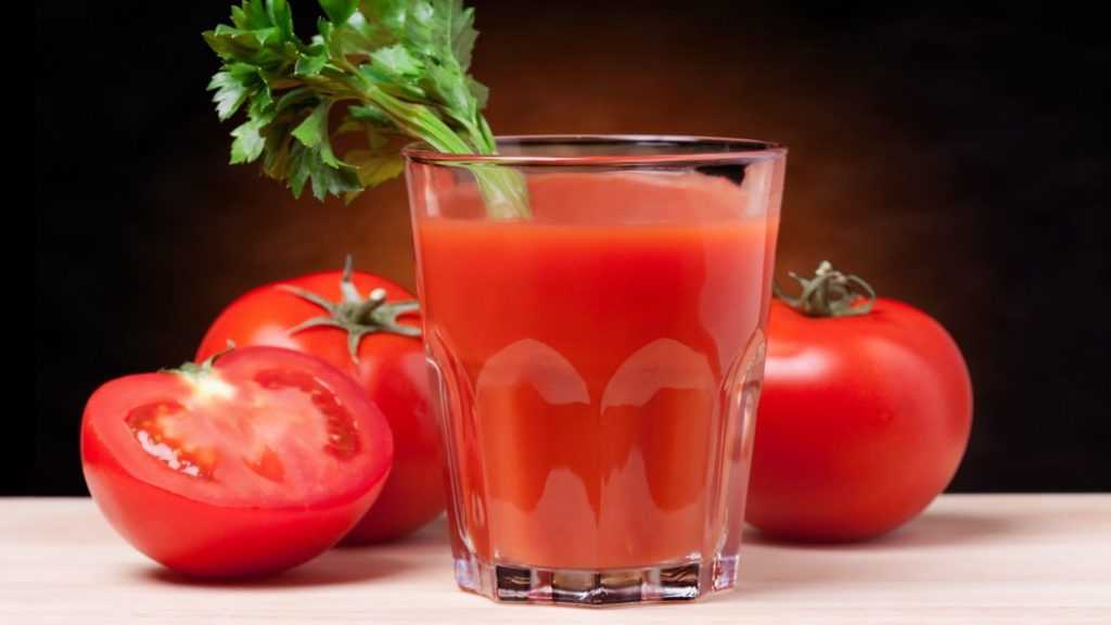свежевыжатый томатный сок